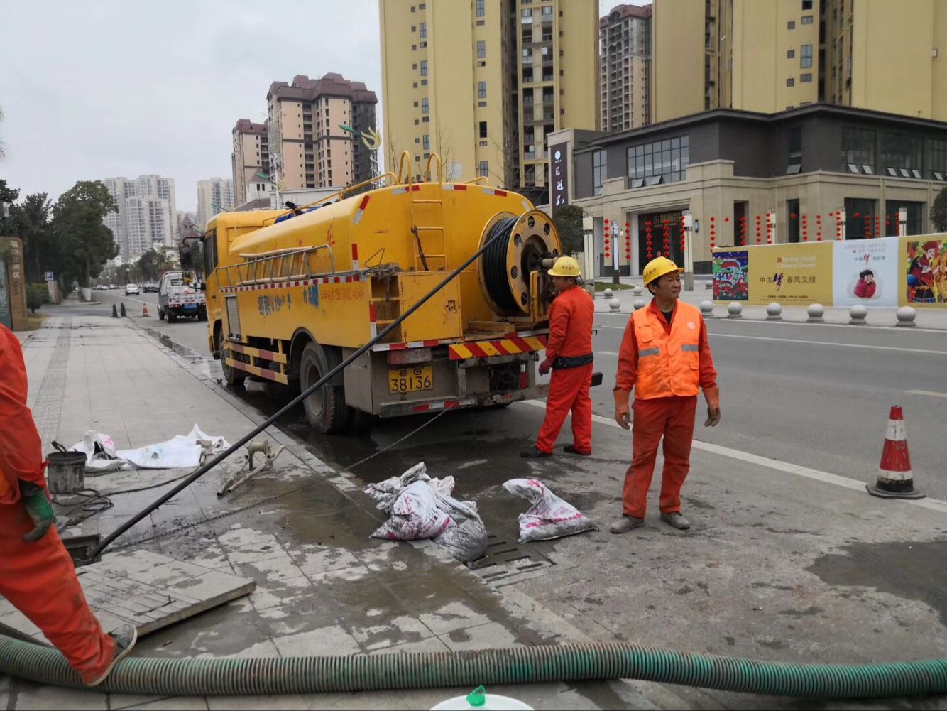 龙华排污管道清淤-管道清洗